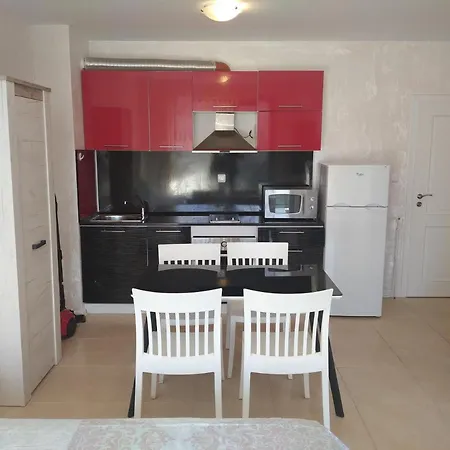 Niya Kavaci Life Sozopol