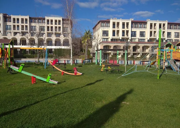 Niya Kavaci Lägenhet *