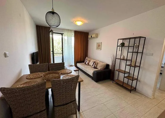 Niya Kavaci * Sozopol