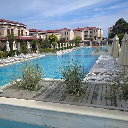 Apartment Niya Kavaci Life