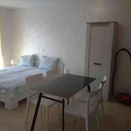 Apartamento Niya Kavaci *