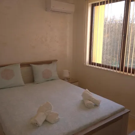 Niya Kavaci Apartamento *