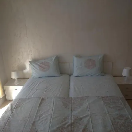 Niya Kavaci Apartamento