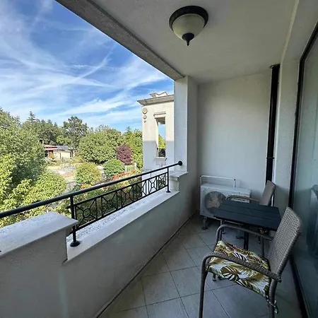 Apartamento Niya Kavaci